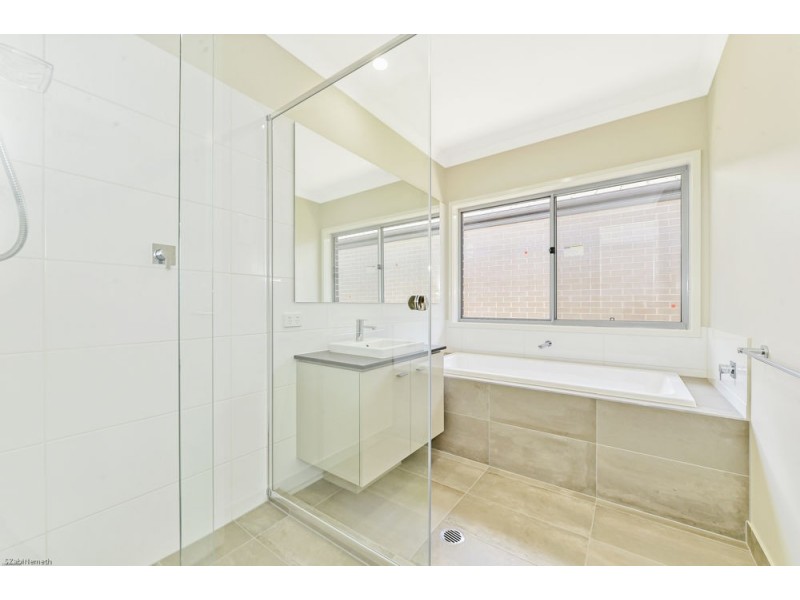 13 Rosseau Street, Caloundra West QLD 4551