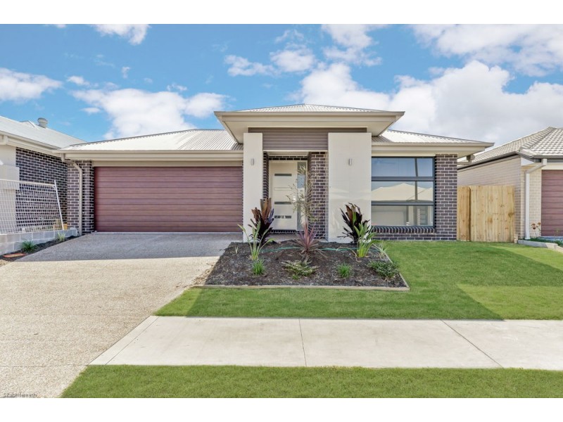 13 Rosseau Street, Caloundra West QLD 4551