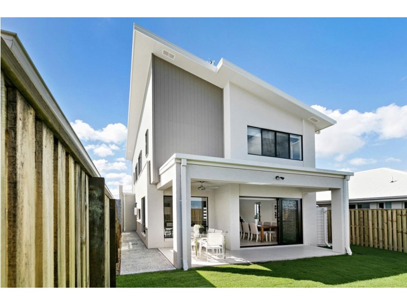 39 Stone Crescent, Caloundra West QLD 4551