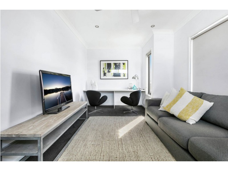 39 Stone Crescent, Caloundra West QLD 4551