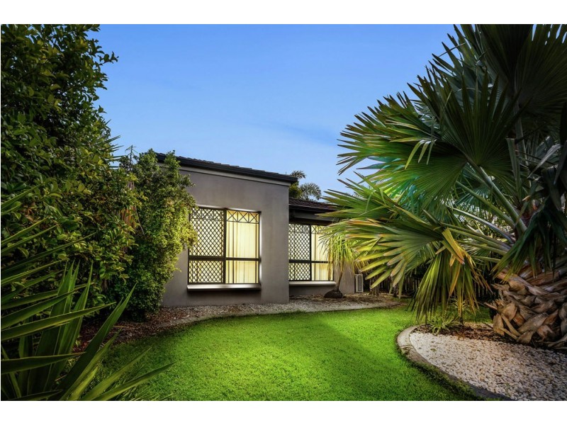 16 Montserrat Crescent, Caloundra West QLD 4551