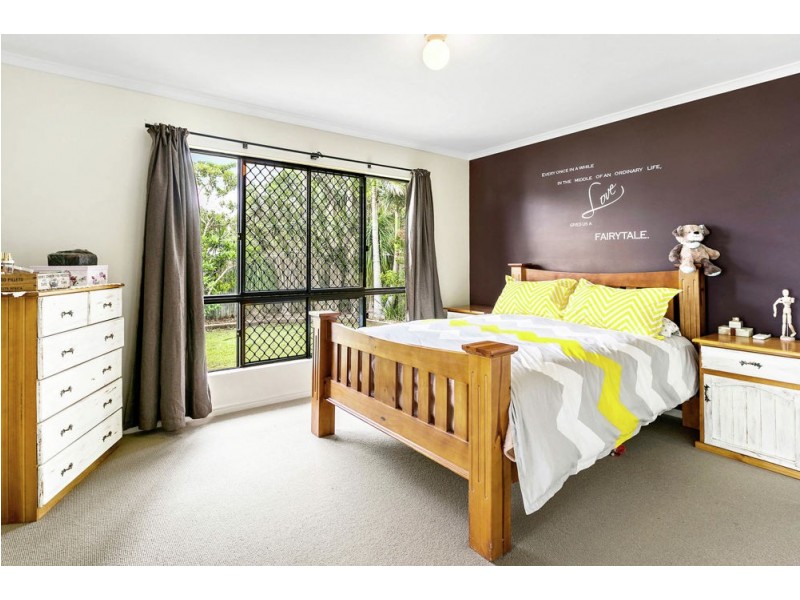 16 Montserrat Crescent, Caloundra West QLD 4551