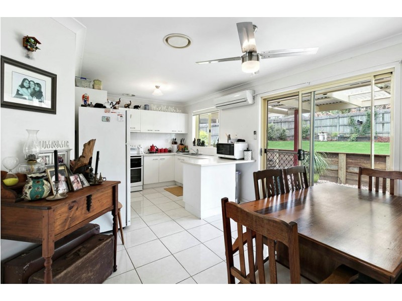 4 Donegal Court, Little Mountain QLD 4551