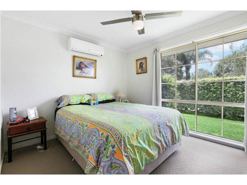 4 Donegal Court, Little Mountain QLD 4551
