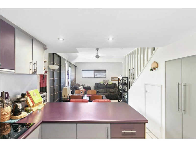 14/29 Browning Boulevard, Battery Hill QLD 4551