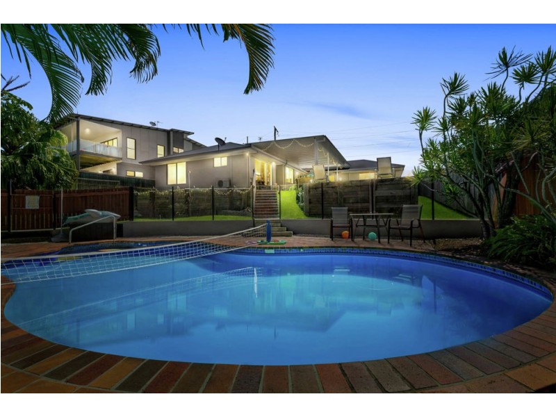 7 Alexander Street, Aroona QLD 4551