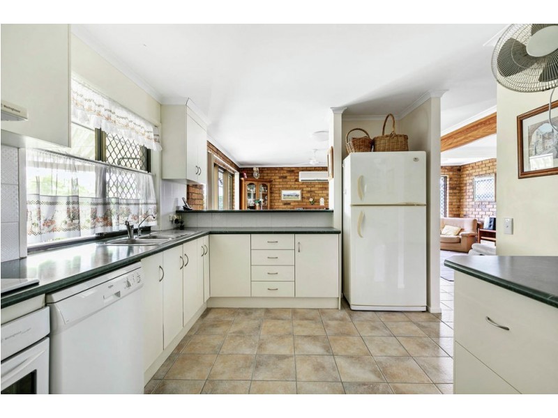 88 Wavell Avenue, Golden Beach QLD 4551