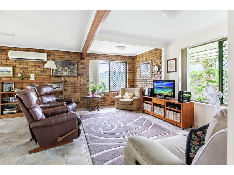 88 Wavell Avenue, Golden Beach QLD 4551