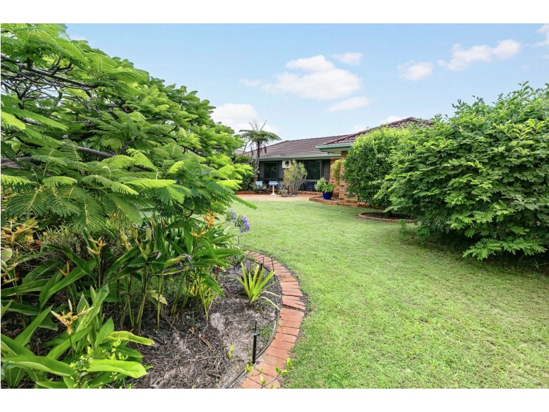 88 Wavell Avenue, Golden Beach QLD 4551