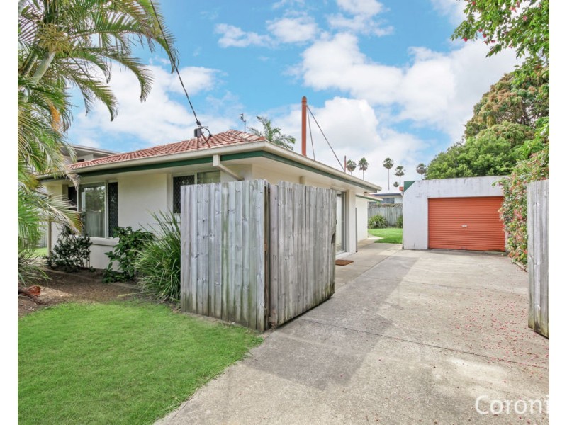 18 Hibiscus Avenue, Mooloolaba QLD 4557
