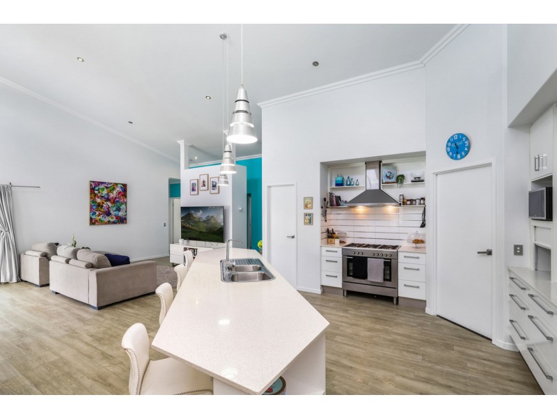 26 Wategos Circuit, Pelican Waters QLD 4551