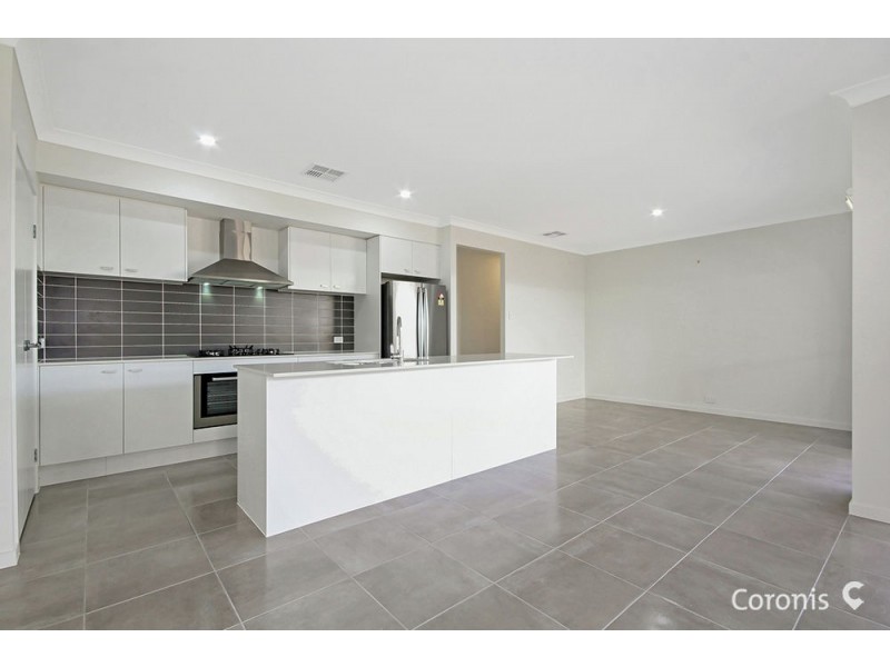 28 Locke Crescent, Caloundra West QLD 4551