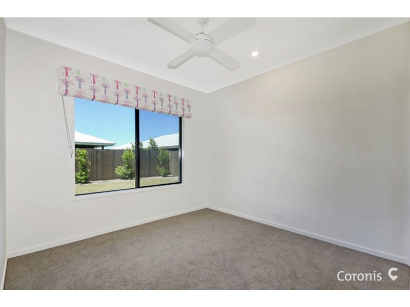 28 Locke Crescent, Caloundra West QLD 4551