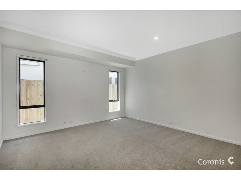 28 Locke Crescent, Caloundra West QLD 4551