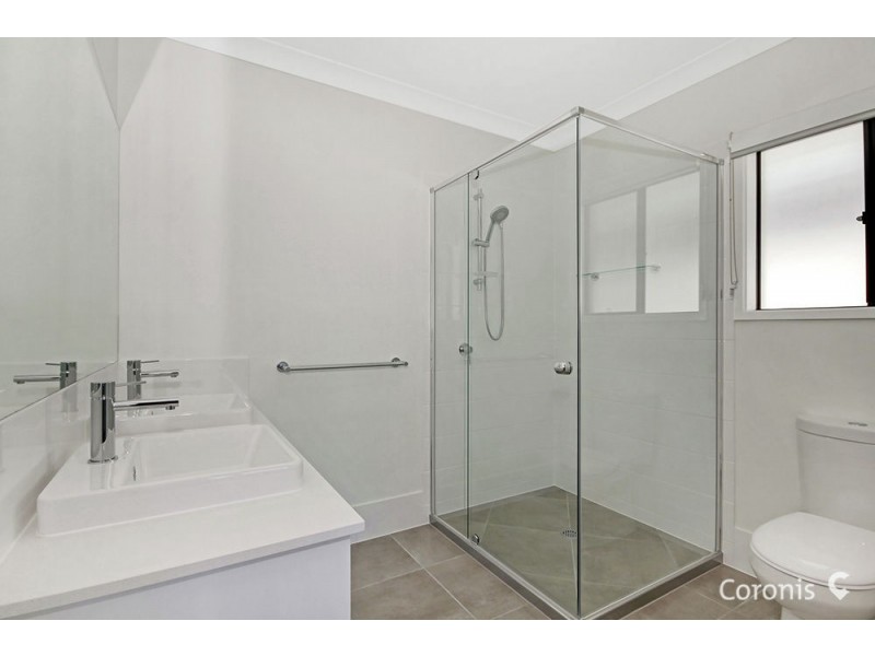 28 Locke Crescent, Caloundra West QLD 4551