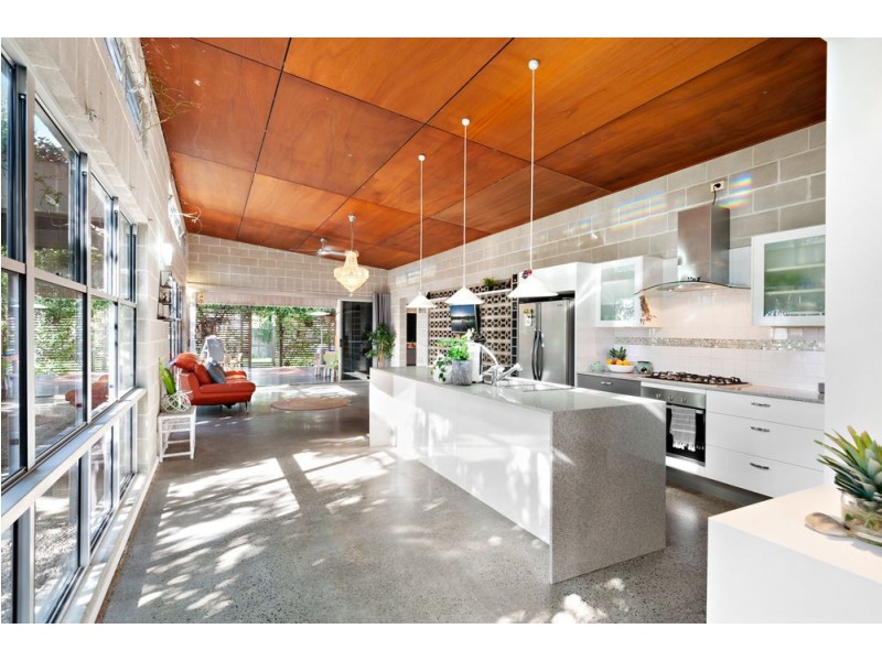 18 Citrus Grove, Little Mountain QLD 4551