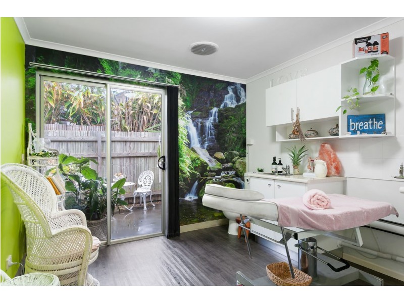 18 Citrus Grove, Little Mountain QLD 4551