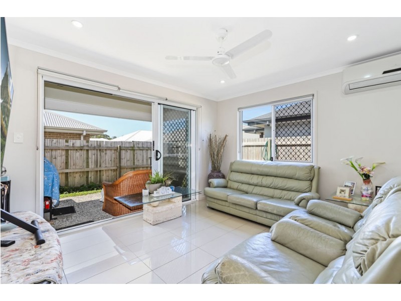 24 Ruby Crescent, Meridan Plains QLD 4551