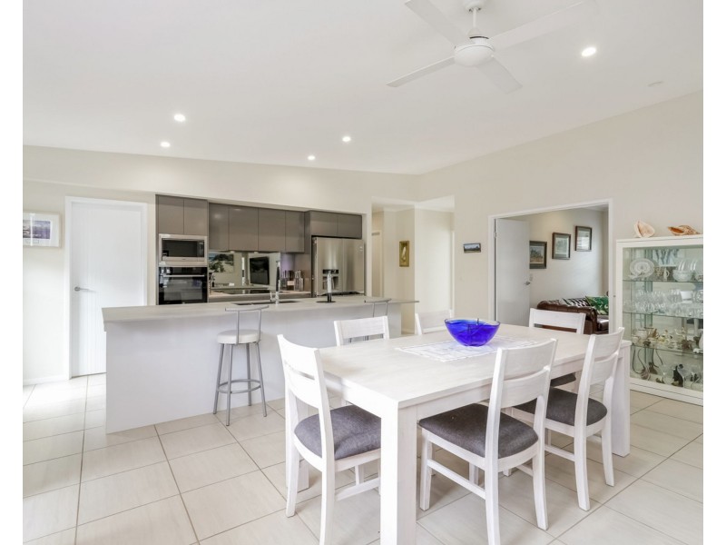 12 Bond Street, Pelican Waters QLD 4551