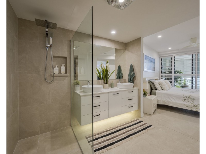 201/73 Esplanade, Golden Beach QLD 4551