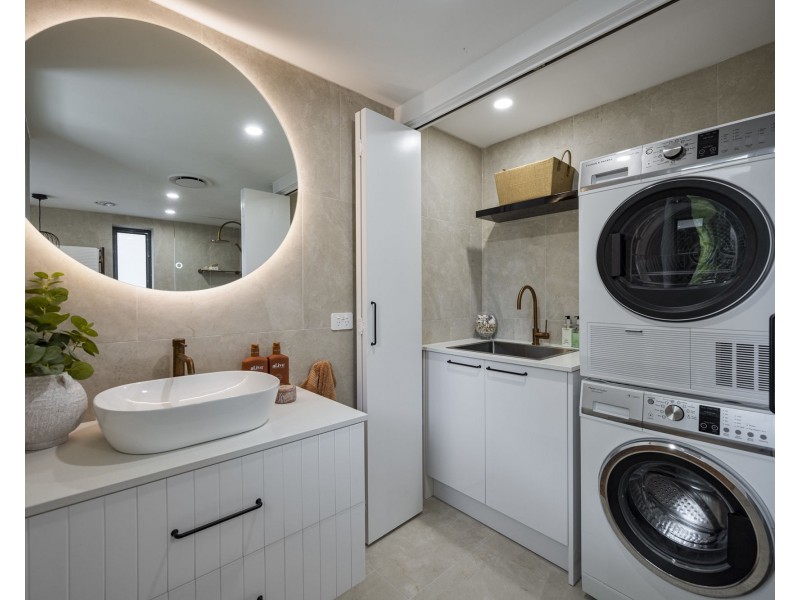 201/73 Esplanade, Golden Beach QLD 4551