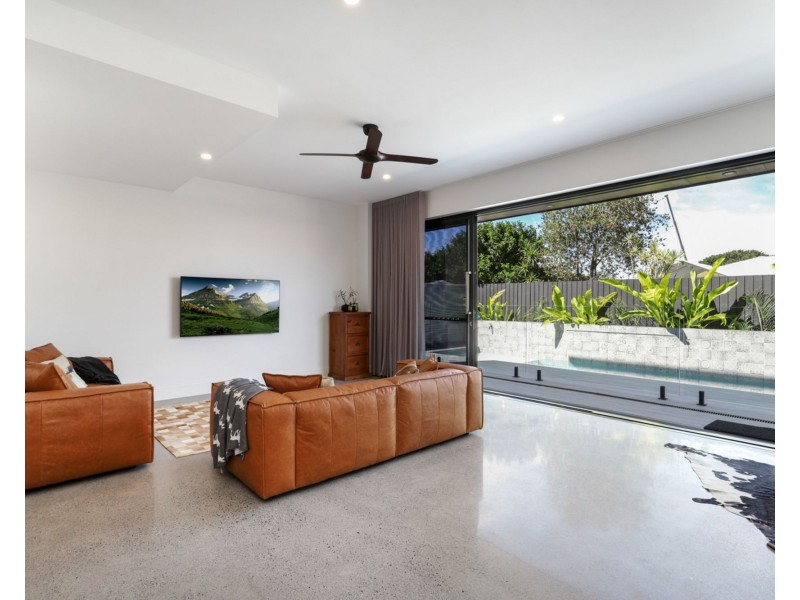 41 Marina View Drive, Pelican Waters QLD 4551