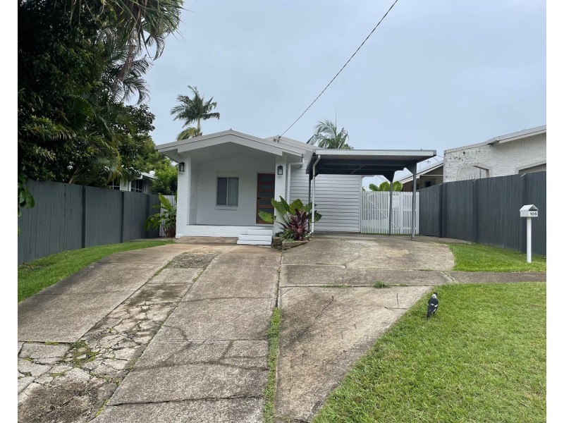 105 Nothling St, Moffat Beach QLD 4551