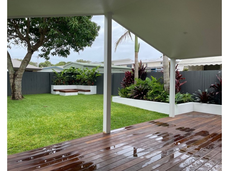 105 Nothling St, Moffat Beach QLD 4551
