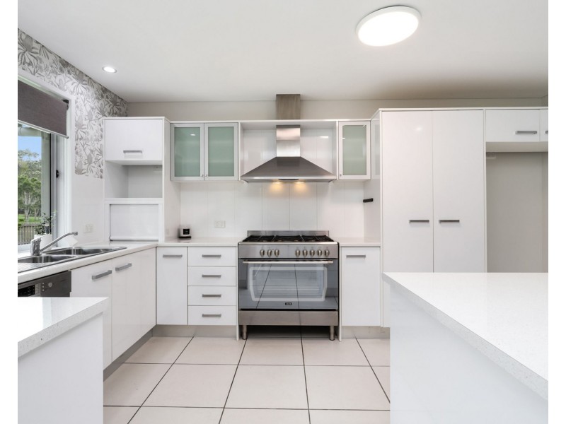 77 Mahogany Drive, Pelican Waters QLD 4551