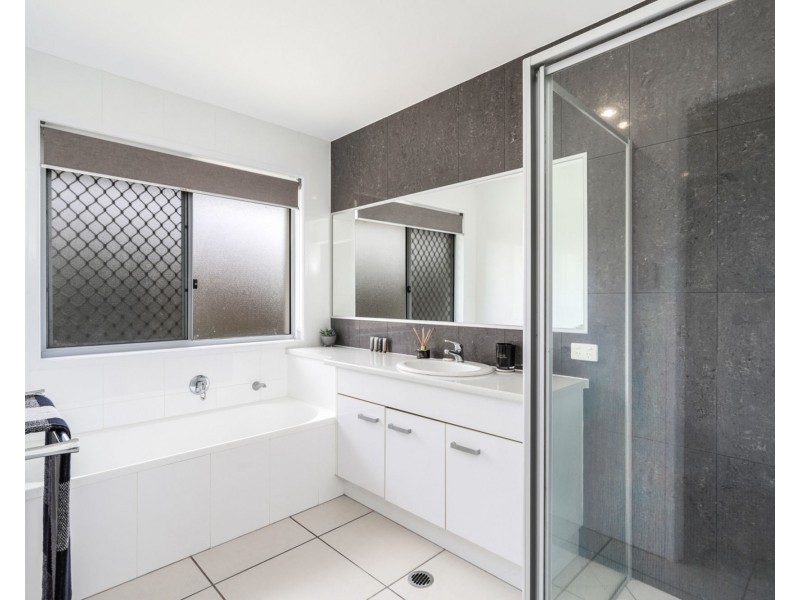 77 Mahogany Drive, Pelican Waters QLD 4551