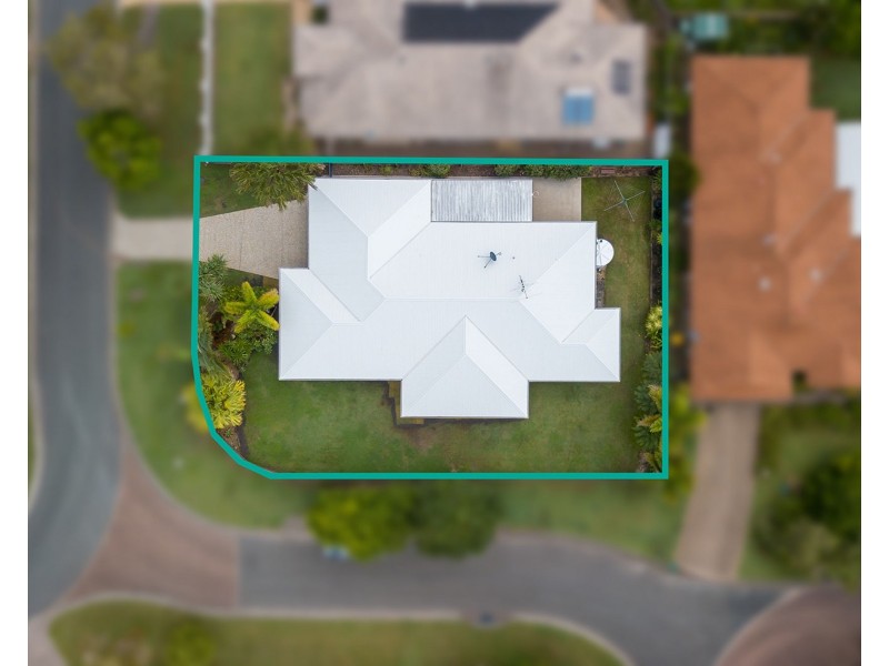 77 Mahogany Drive, Pelican Waters QLD 4551