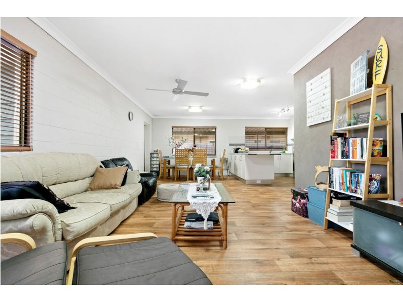 2/22 Croydon Ave, Currimundi QLD 4551