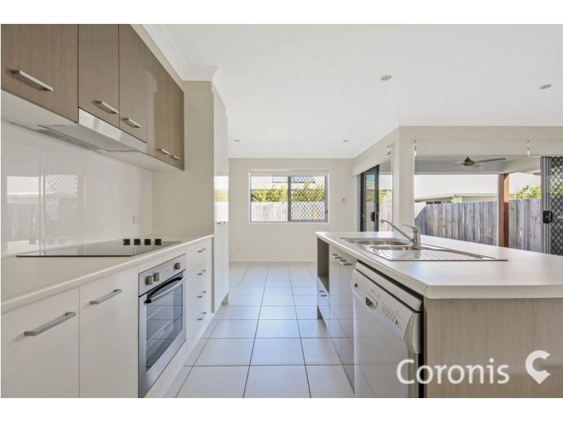 2/14 Promontory Street, Birtinya QLD 4575