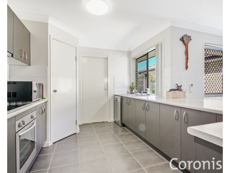 7 Sunrise Terrace, Little Mountain QLD 4551
