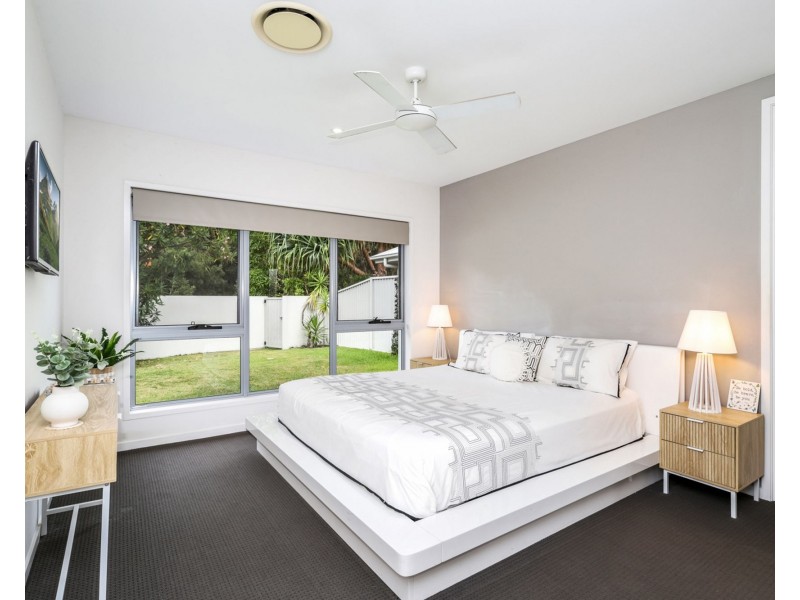 77 Sovereign Circuit, Pelican Waters QLD 4551