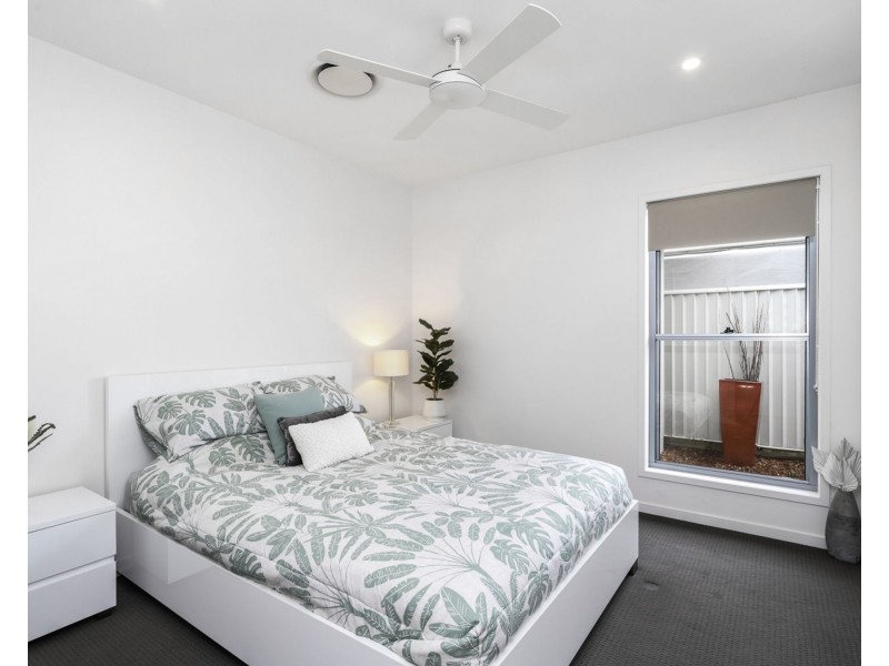 77 Sovereign Circuit, Pelican Waters QLD 4551