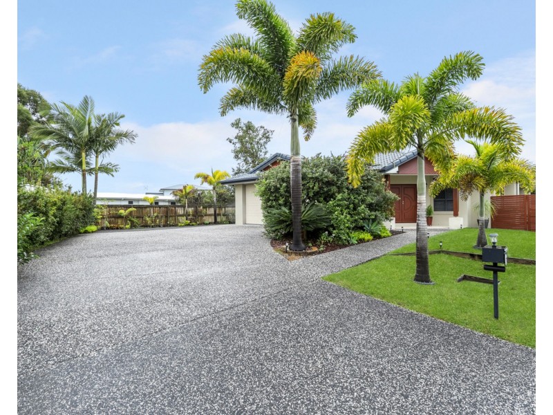 6 Ballinger Place, Pelican Waters QLD 4551