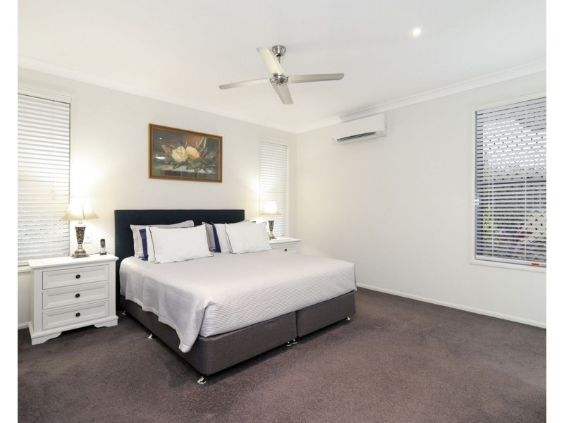 6 Ballinger Place, Pelican Waters QLD 4551