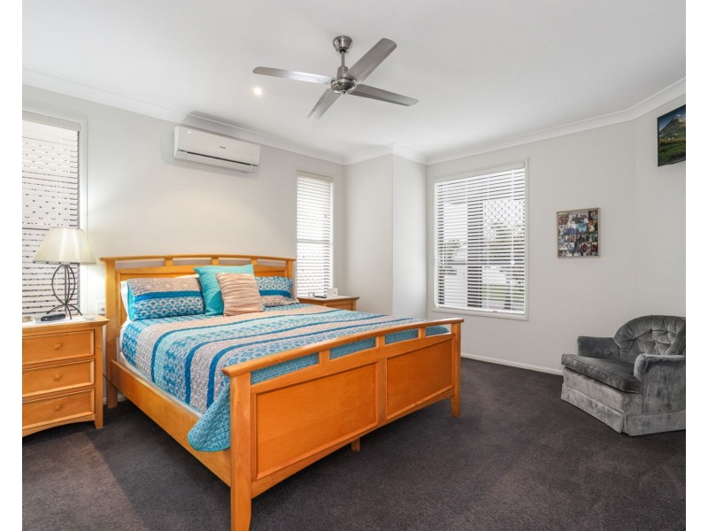 6 Ballinger Place, Pelican Waters QLD 4551