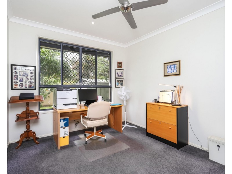 6 Ballinger Place, Pelican Waters QLD 4551