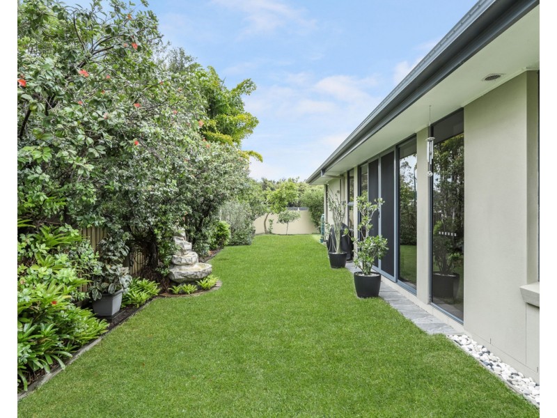 6 Ballinger Place, Pelican Waters QLD 4551