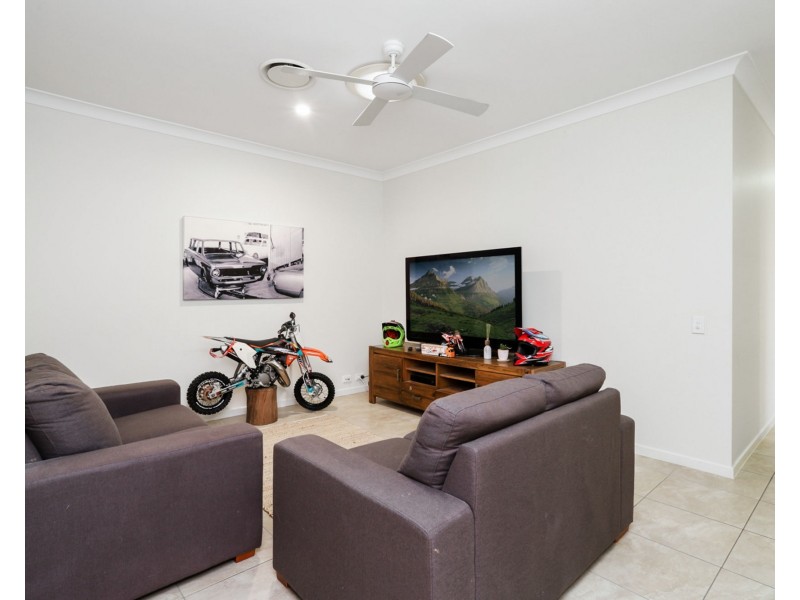 13 Koopa Place, Pelican Waters QLD 4551