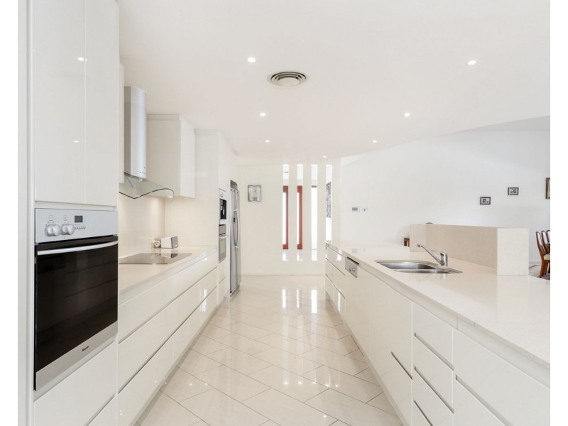 72 Mahogany Drive, Pelican Waters QLD 4551