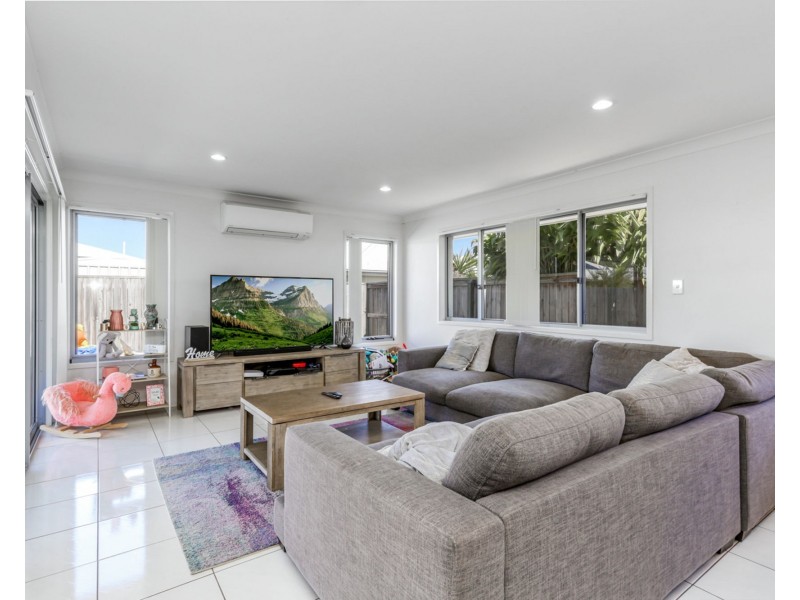 106 Creekwood Avenue, Meridan Plains QLD 4551