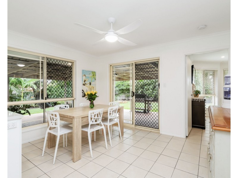 31 Homestead Drive, Little Mountain QLD 4551
