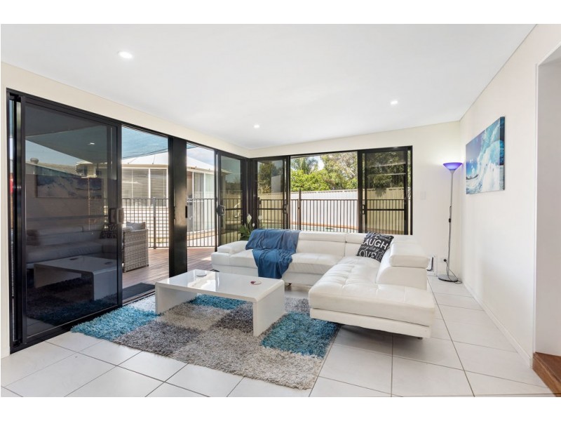 2/1e Hill Street, Currimundi QLD 4551