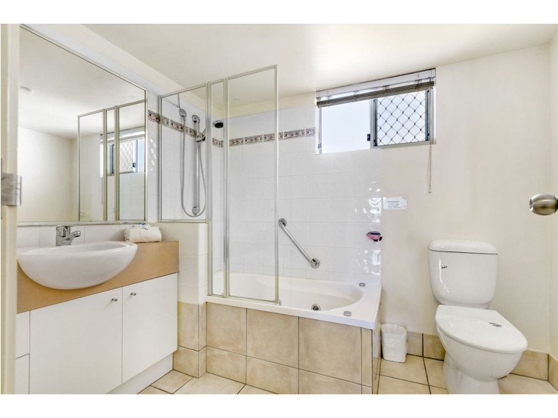 106/89 Esplanade, Golden Beach QLD 4551