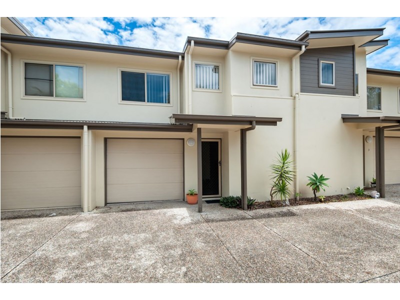 2/13 Osterley Avenue, Caloundra QLD 4551