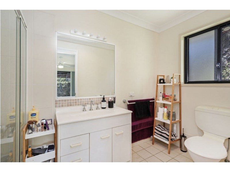 32 Gallery Place, Little Mountain QLD 4551