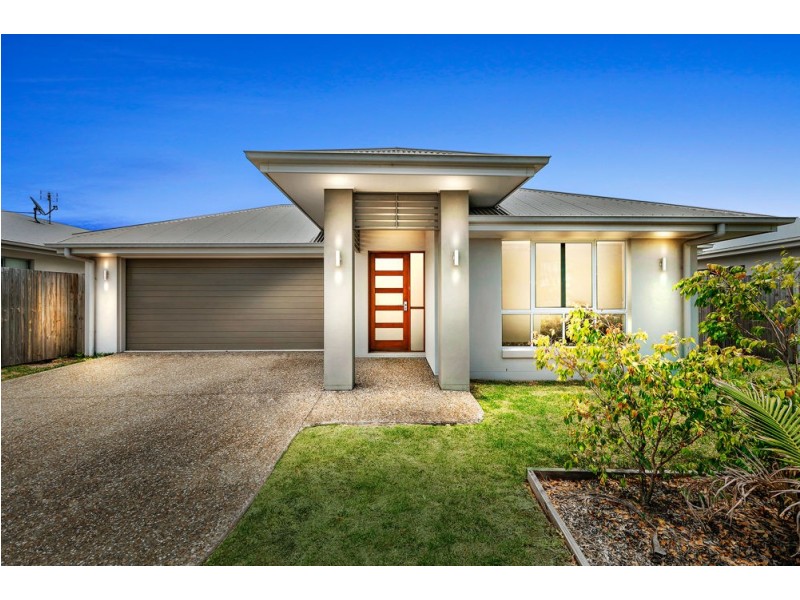 57 Ruby Crescent, Meridan Plains QLD 4551